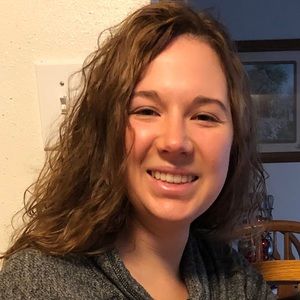 Meet your Posher, Cierra